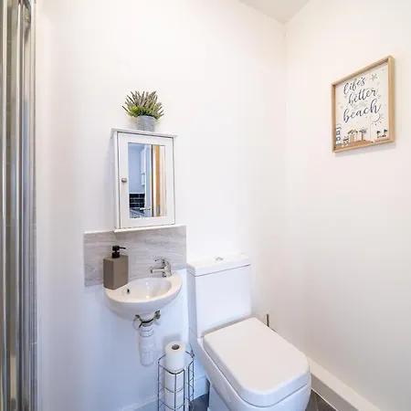 Bv Kirkstall 1 Bedroom Free Private Parking 利兹