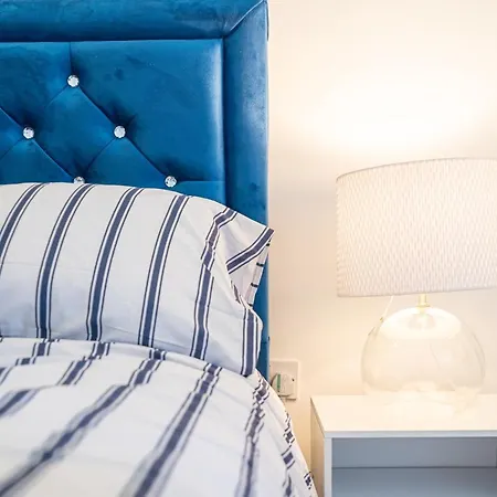 Bv Kirkstall 1 Bedroom Free Private Parking *